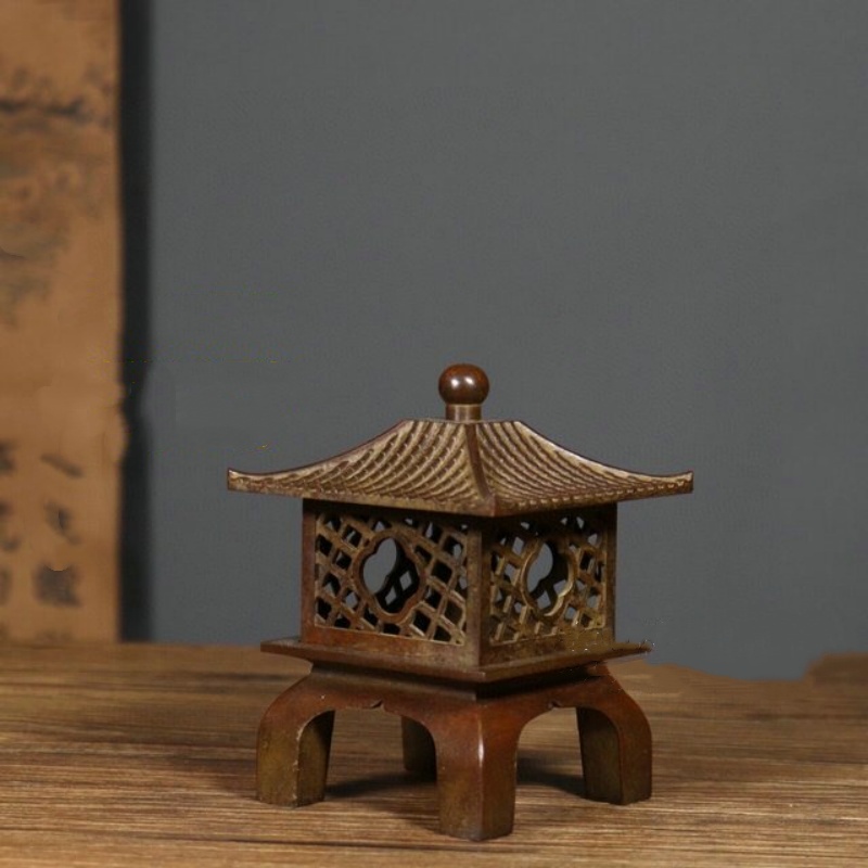 Home Fragrance Lamp - Antique copper hollow palace lamp tower